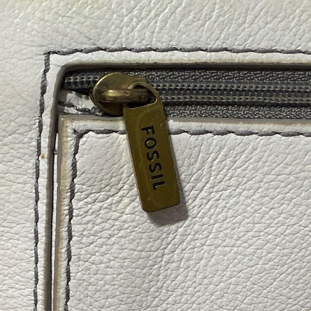 Fossil Black and White Polka Dot Wallet - Picture 7 of 11